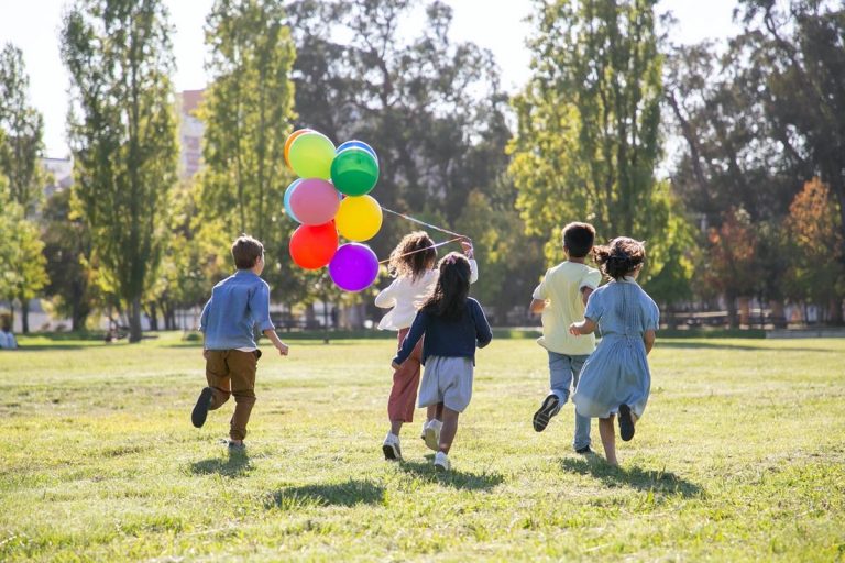 Zabawki edukacyjne dla dzieci o walorach dla ich umysłu